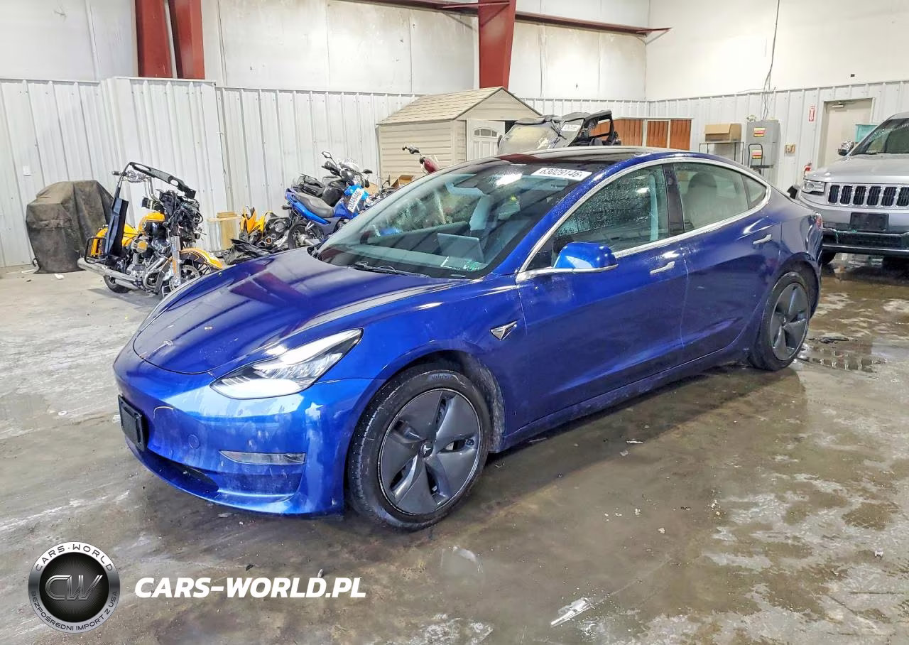 2020 Tesla Model 3 – zdjęcie 1 z 12