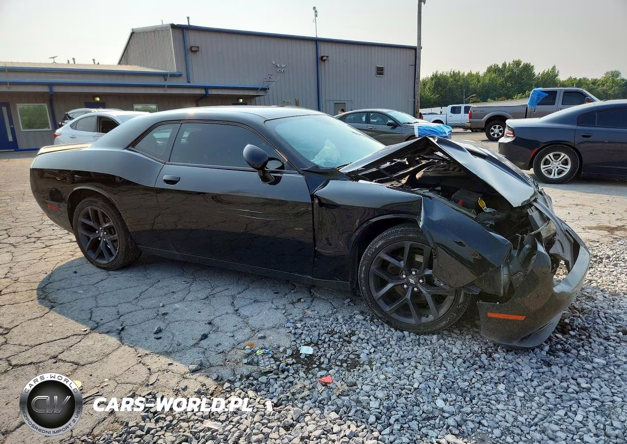 2020 Dodge Challenger Sxt VIN:2C3CDZAG6LH210589 - 4
