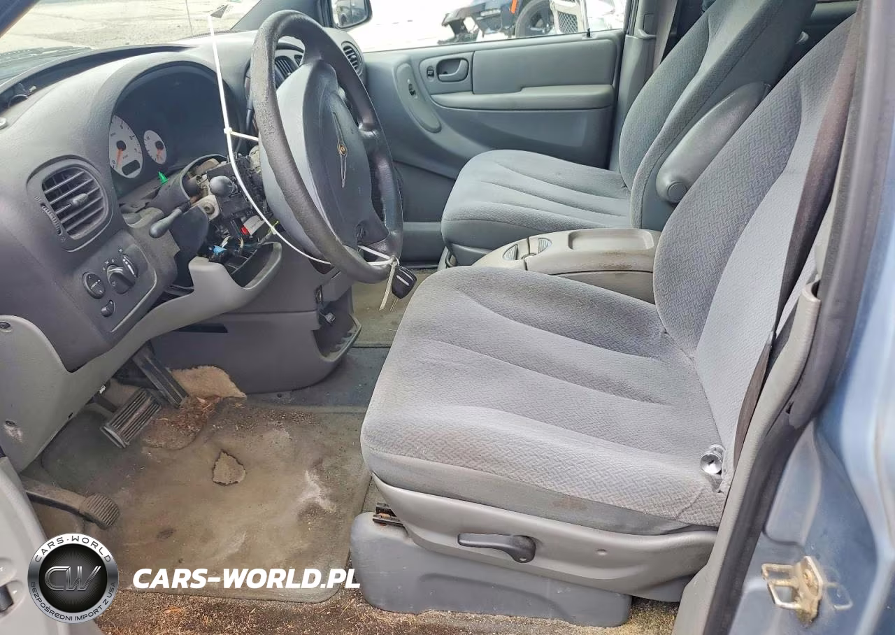 2004 Chrysler Town & Country Lx VIN:2C4GP44R84R618088 - 7