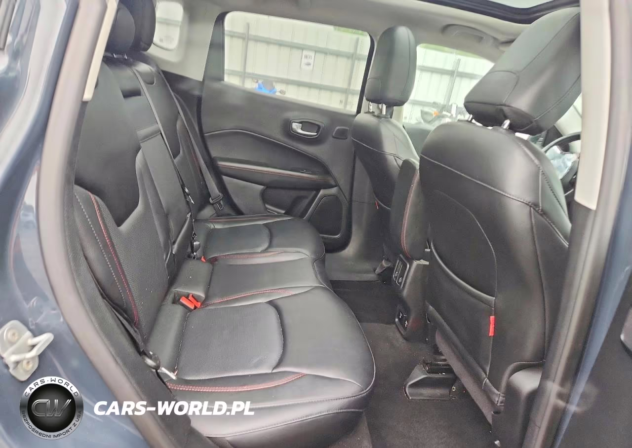2018 Jeep Compass Trailhawk VIN:3C4NJDDB5JT130186 - 10