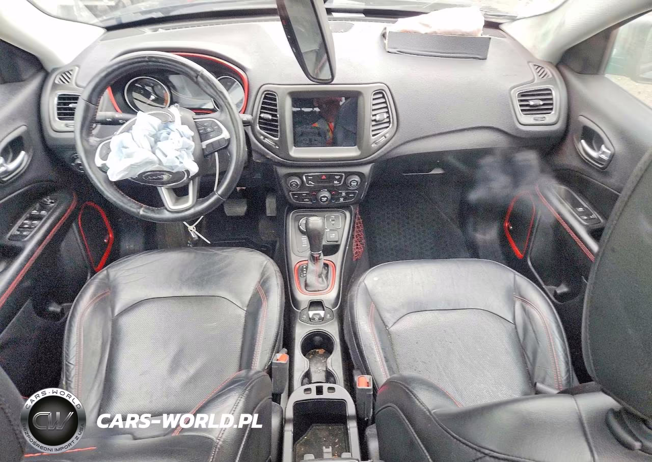 2018 Jeep Compass Trailhawk VIN:3C4NJDDB5JT130186 - 8