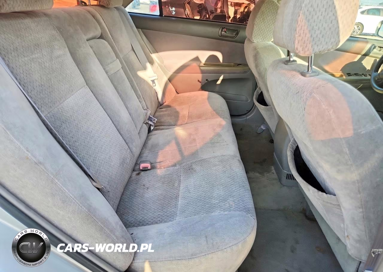 2004 Toyota Camry Le VIN:4T1BE32K54U910649 - 10
