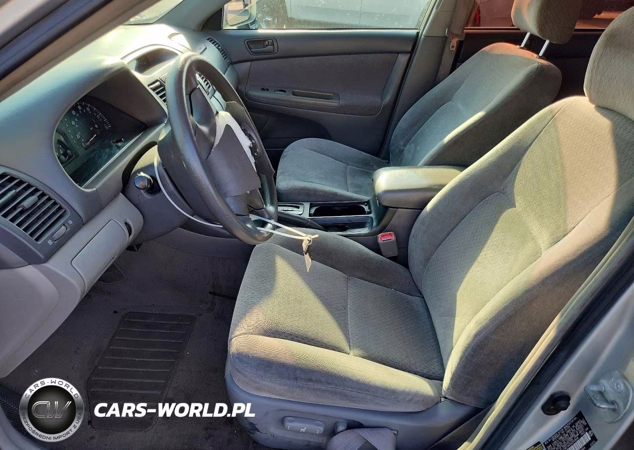 2004 Toyota Camry Le VIN:4T1BE32K54U910649 - 7