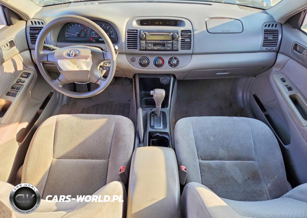 2004 Toyota Camry Le VIN:4T1BE32K54U910649 - 8