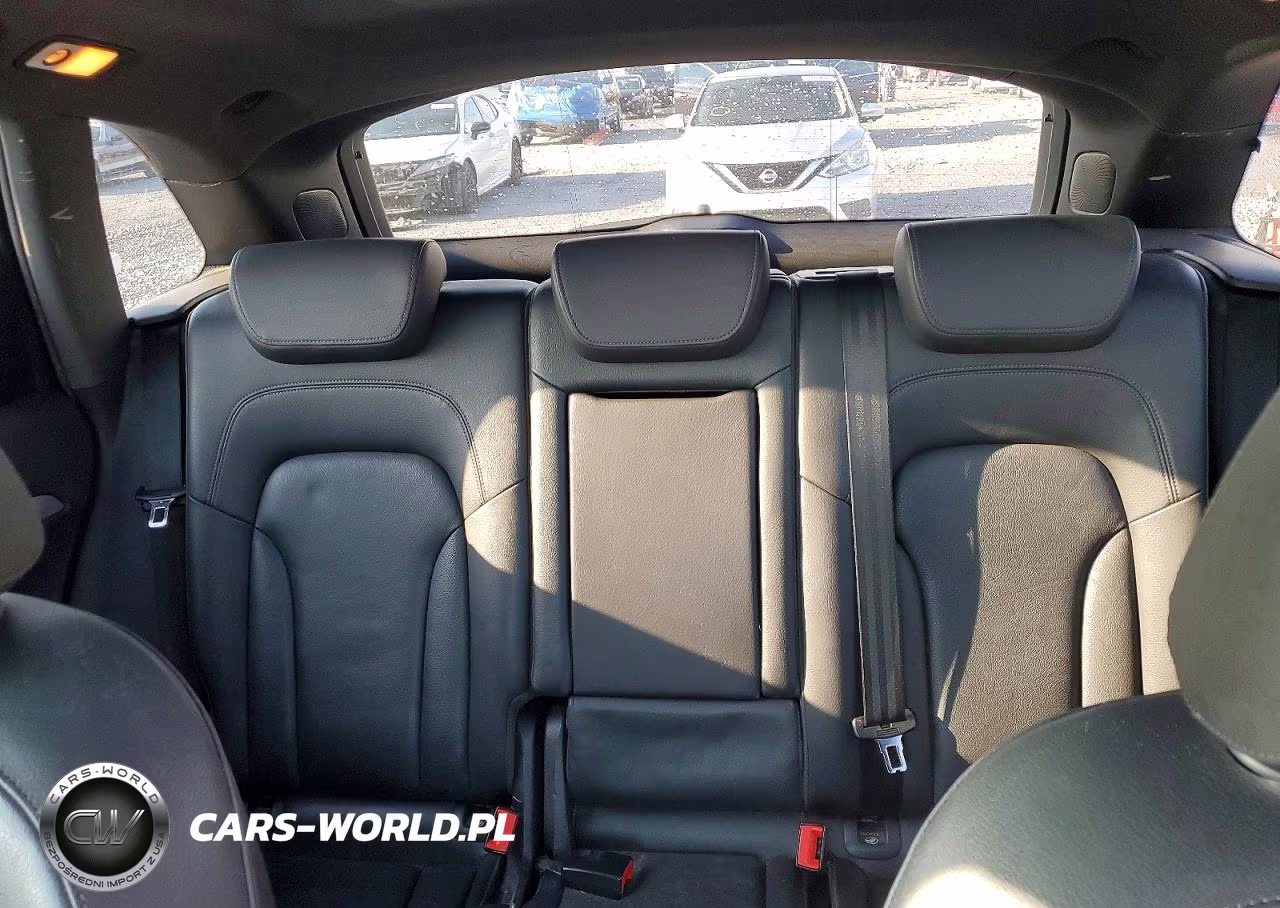 2012 Audi Q5 Prestige VIN:WA1WKAFP5CA106208 - 10