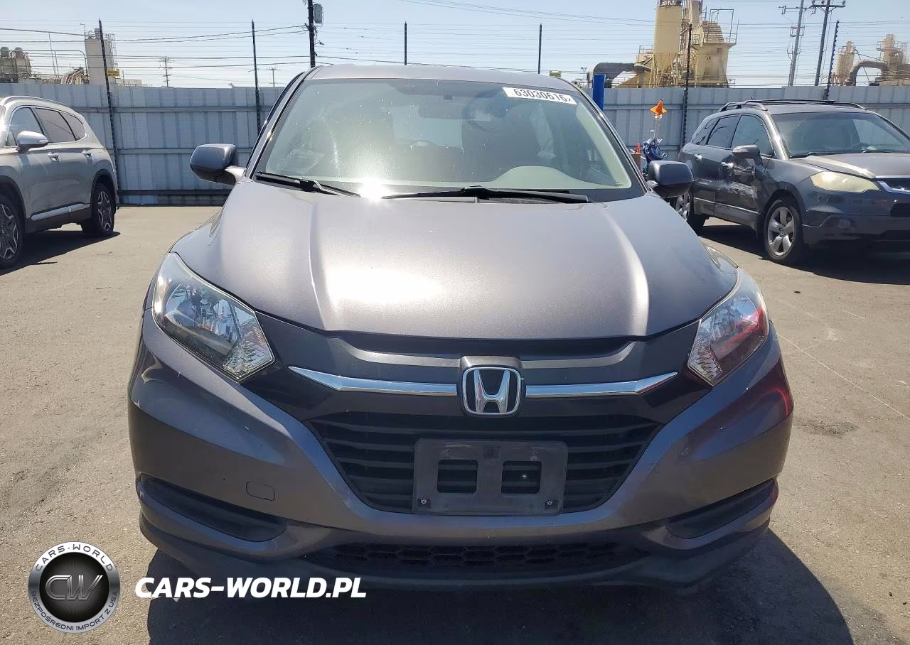2017 Honda Hr-V Lx VIN:3CZRU5H39HG706991 - 5