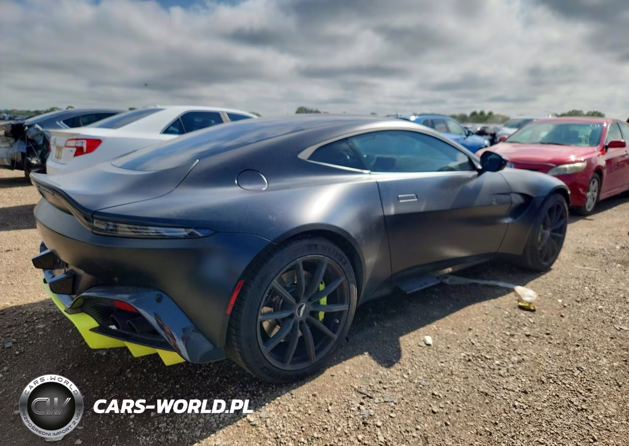 2020 Aston Martin Vantage VIN:SCFSMGAW1LGN03428 - 3