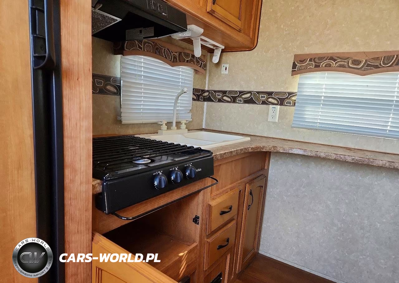 2011 Gulf Stream Amerilite Camper VIN:1NL1GTL22B1104835 - 6