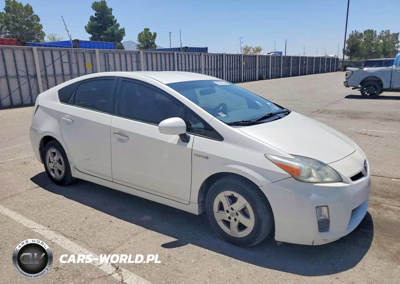 2010 Toyota Prius Iii VIN:JTDKN3DU4A0114304 - 4