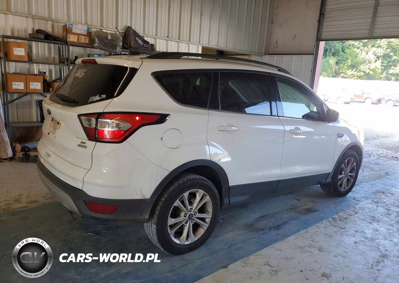 2018 Ford Escape Se VIN:1FMCU0G93JUB47148 - 3