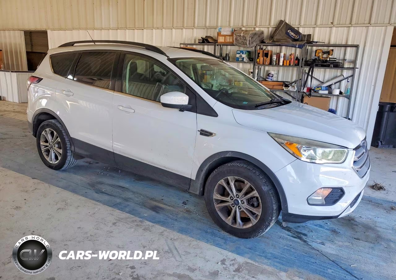 2018 Ford Escape Se VIN:1FMCU0G93JUB47148 - 4