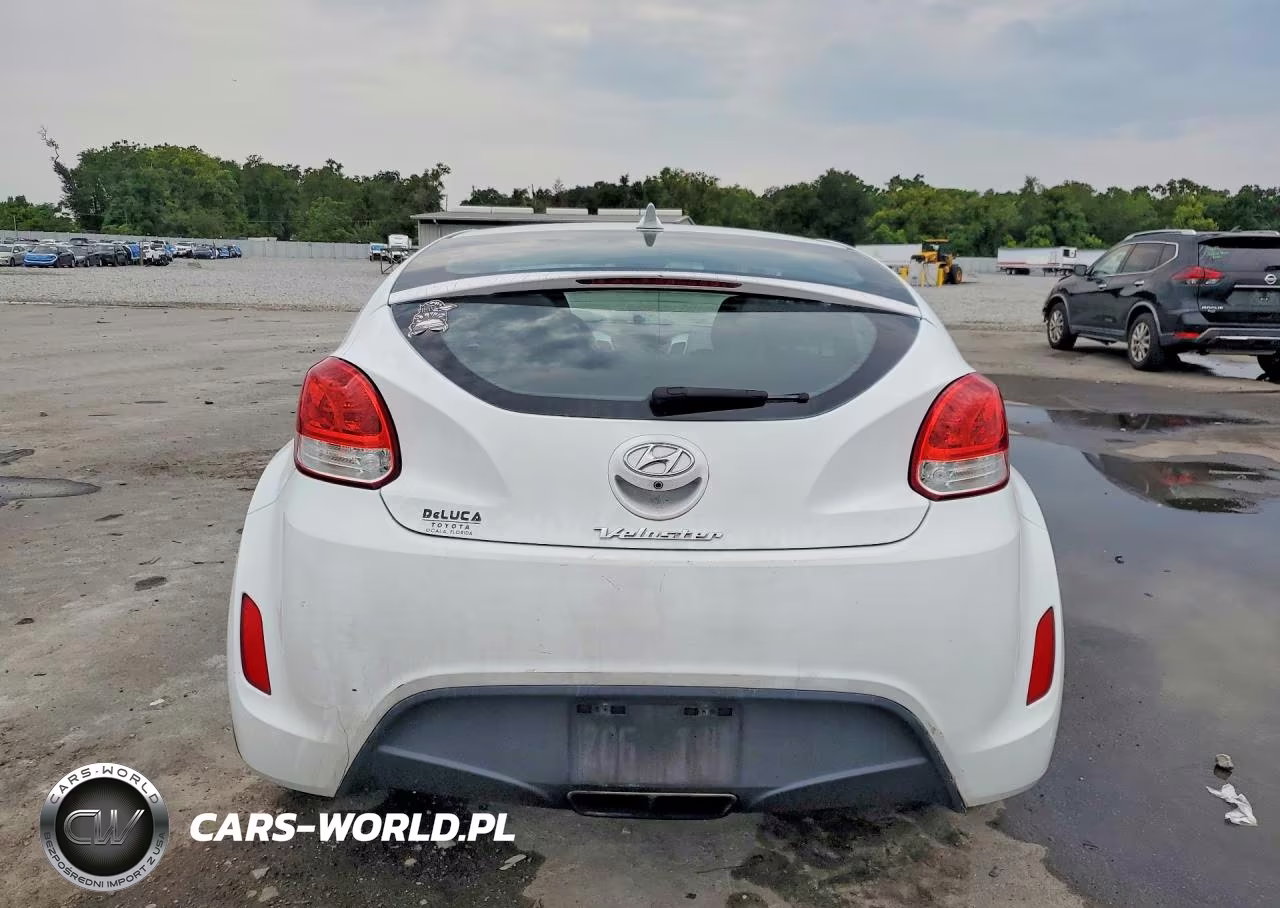 2016 Hyundai Veloster Base VIN:KMHTC6AD6GU256408 - 6