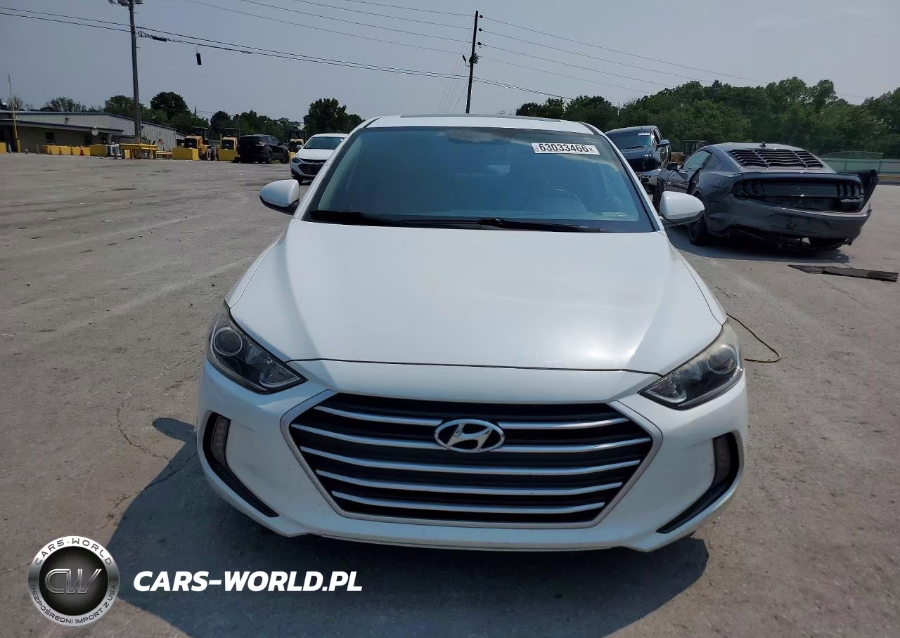 2018 Hyundai Elantra Value Edition VIN:5NPD84LF9JH344500 - 5