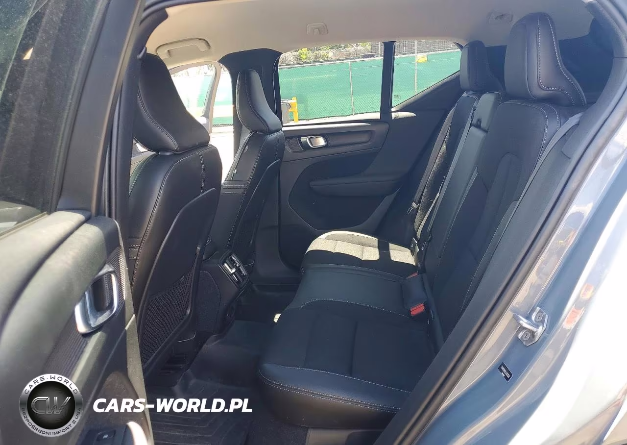 2020 Volvo Xc40 T5 Momentum VIN:YV4162UK0L2322038 - 11