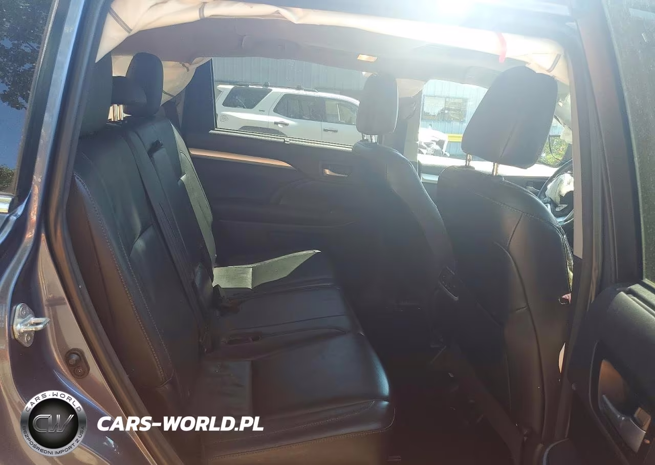 2016 Toyota Highlander Xle VIN:5TDJKRFH0GS287685 - 10