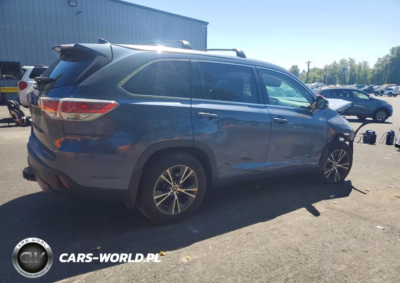 2016 Toyota Highlander Xle VIN:5TDJKRFH0GS287685 - 3