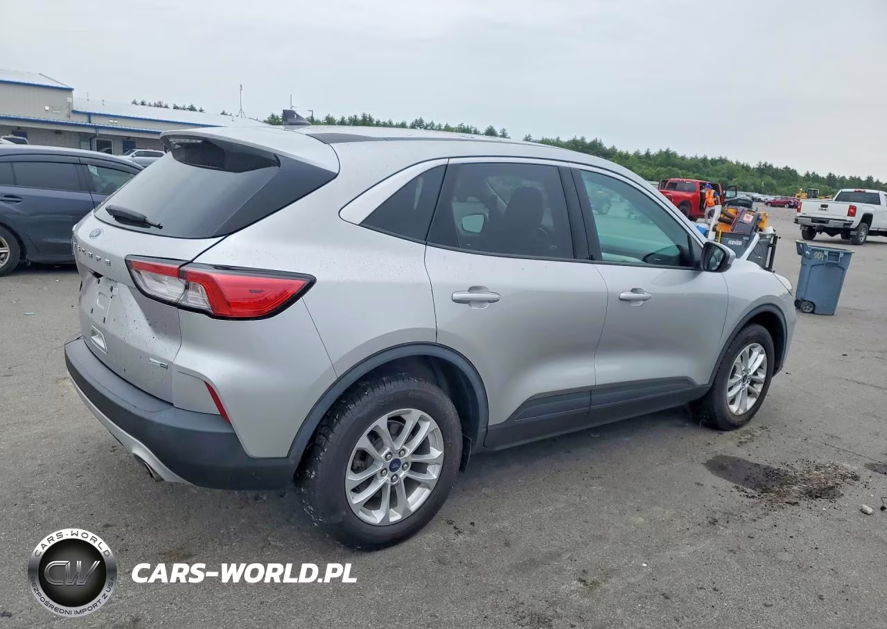 2020 Ford Escape Se VIN:1FMCU9G68LUB21299 - 3