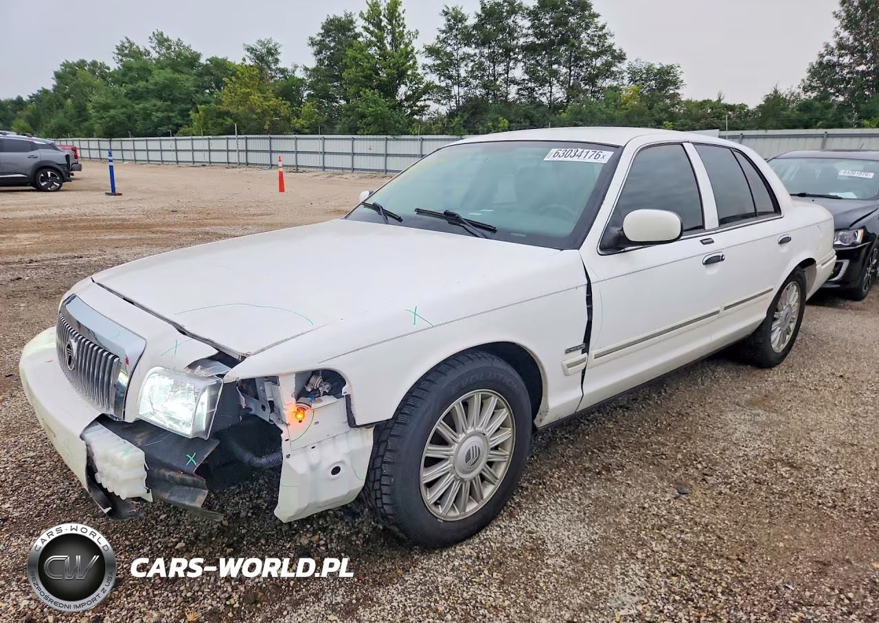 2011 Mercury Grand Marquis Ls – zdjęcie 1 z 12