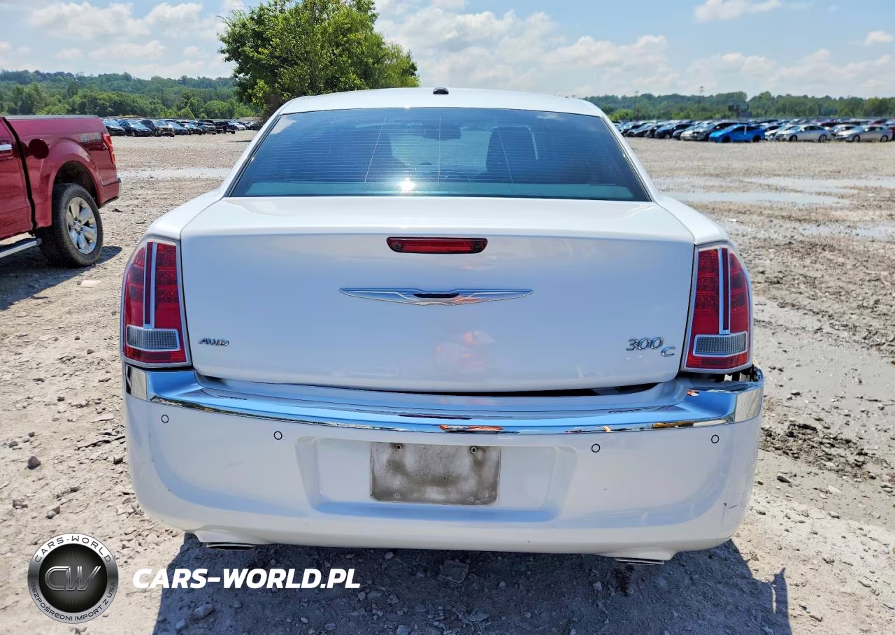 2013 Chrysler 300C VIN:2C3CCAKG2DH533333 - 6