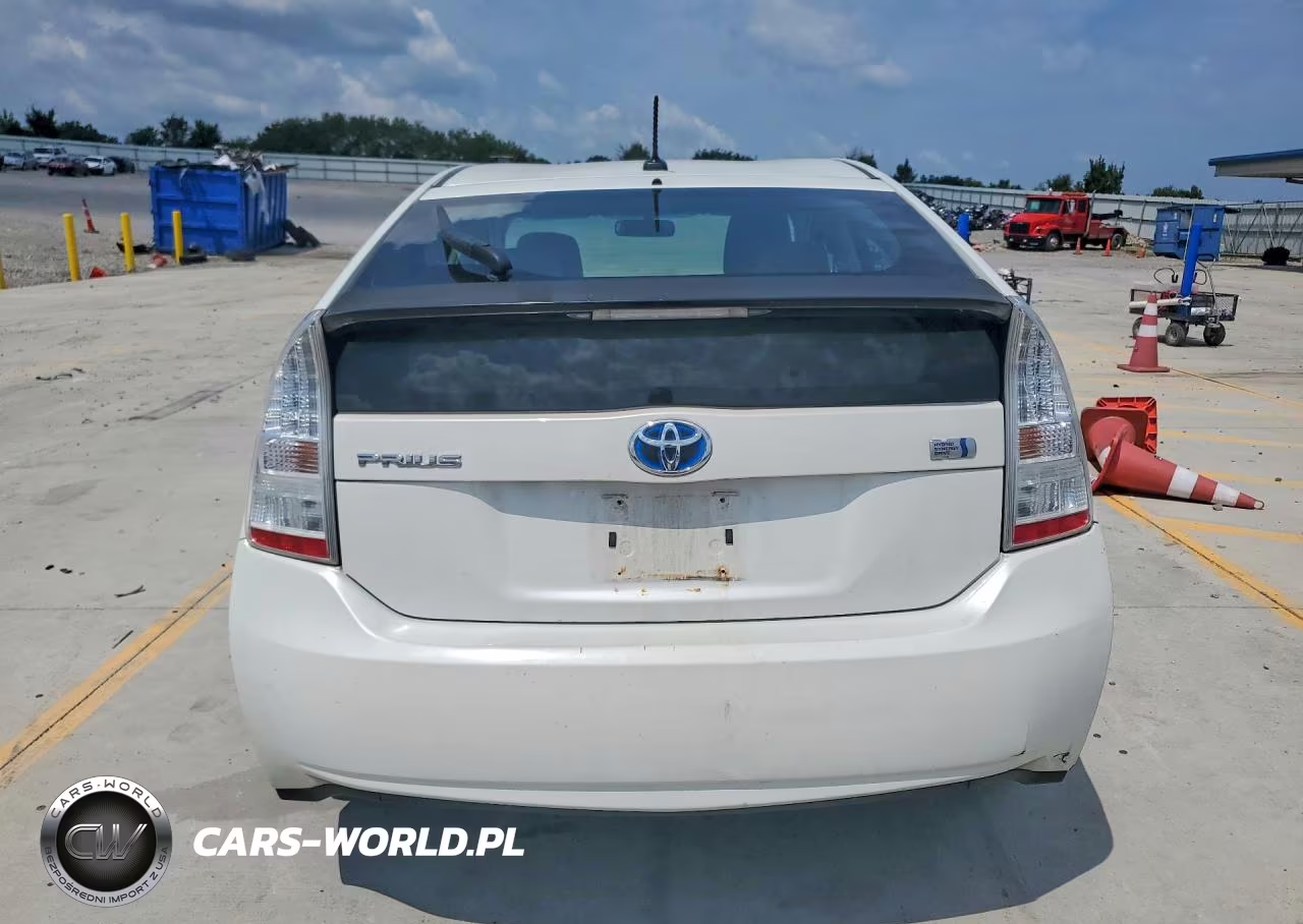 2011 Toyota Prius Two VIN:JTDKN3DU1B1391598 - 6