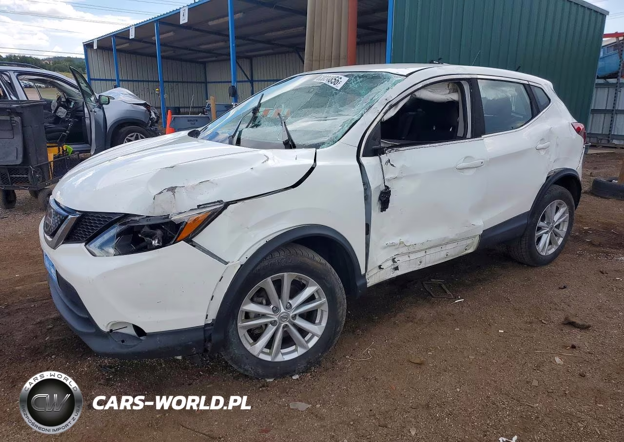 2018 Nissan Rogue Sport S – zdjęcie 1 z 13
