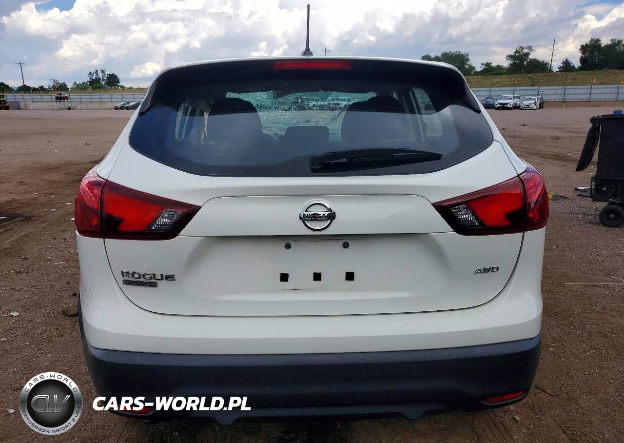 2018 Nissan Rogue Sport S VIN:JN1BJ1CRXJW283627 - 6