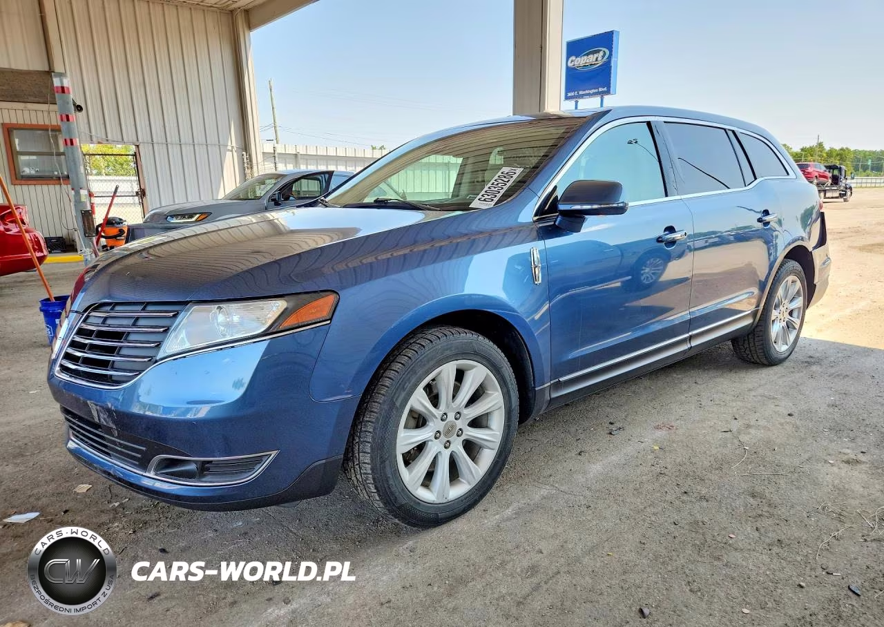 2018 Lincoln Mkt – zdjęcie 1 z 13