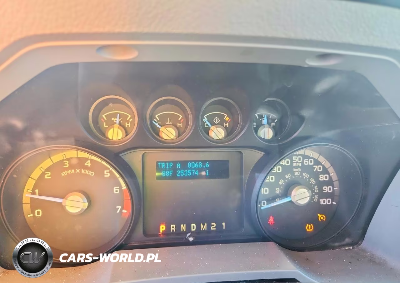 2012 Ford F250 Super Duty VIN:1FTBF2A62CEA61444 - 9