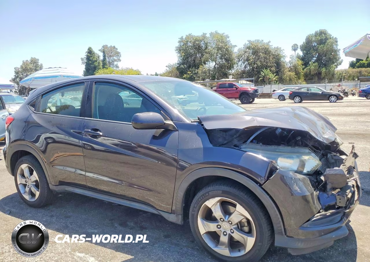 2018 Honda Hr-V Lx VIN:3CZRU5H35JM710642 - 4