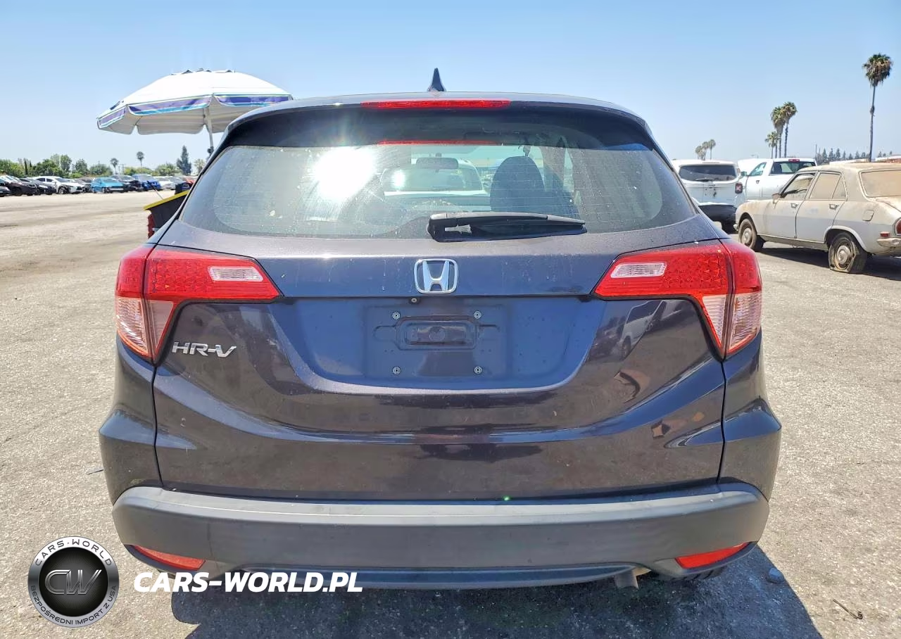 2018 Honda Hr-V Lx VIN:3CZRU5H35JM710642 - 6