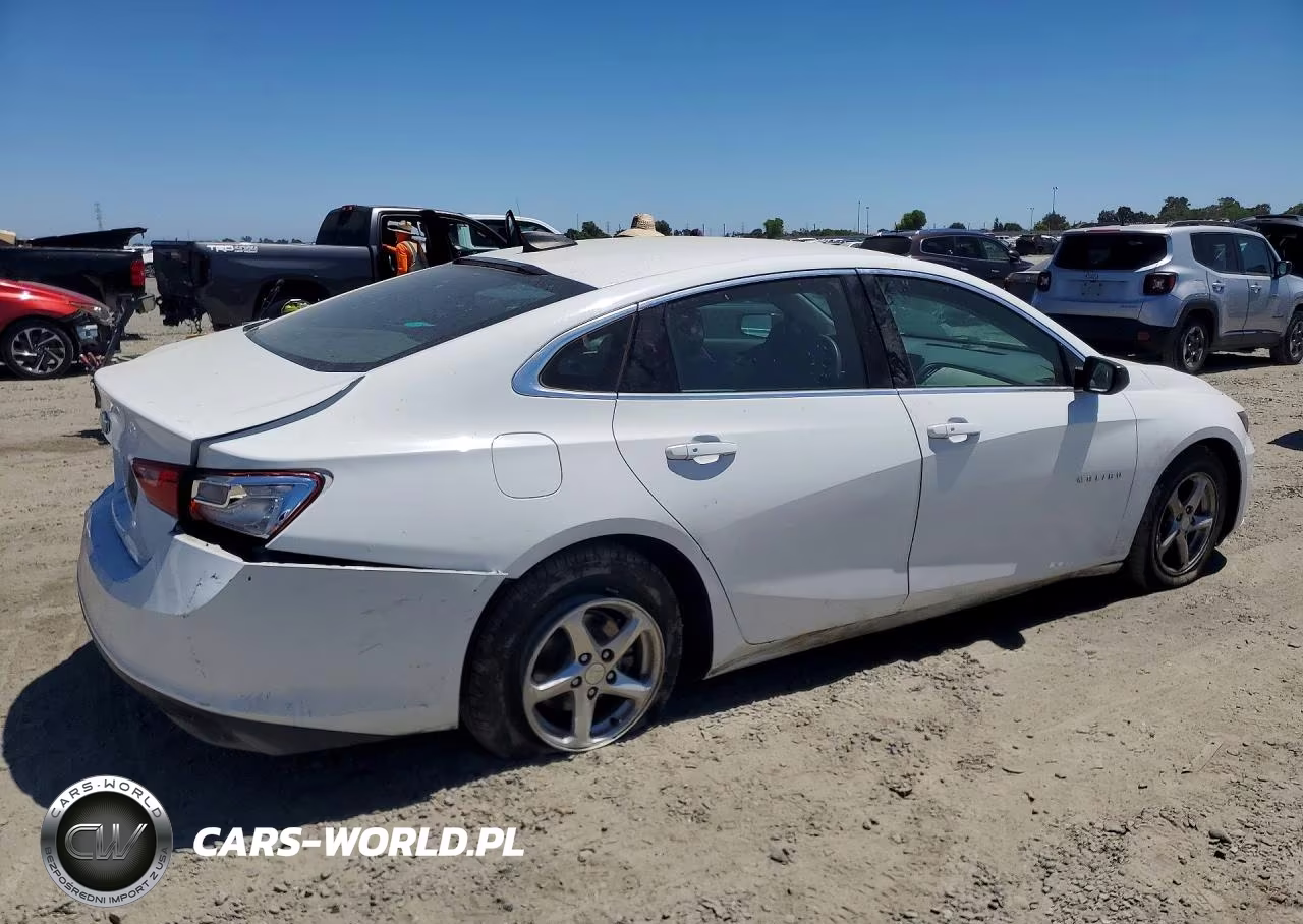 2017 Chevrolet Malibu Ls VIN:1G1ZC5ST1HF247449 - 3
