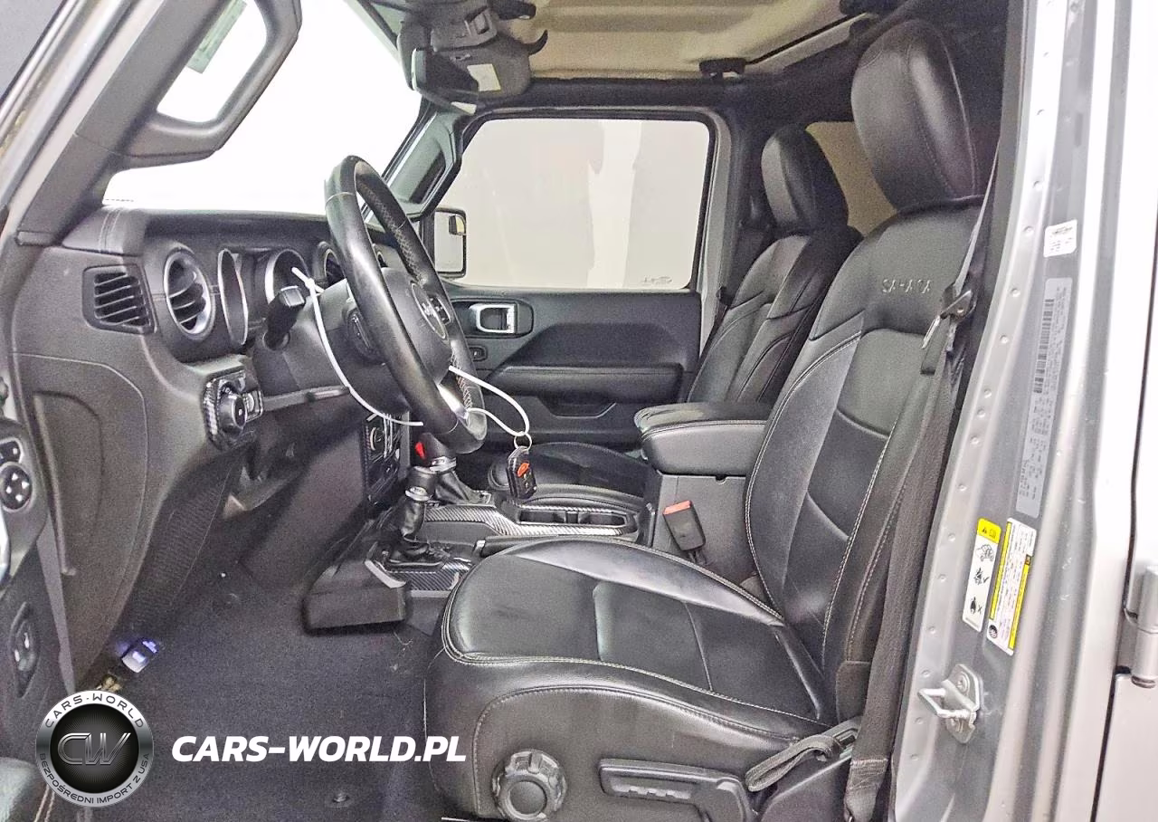 2018 Jeep Wrangler Unlimited Sahara VIN:1C4HJXEG2JW207034 - 7