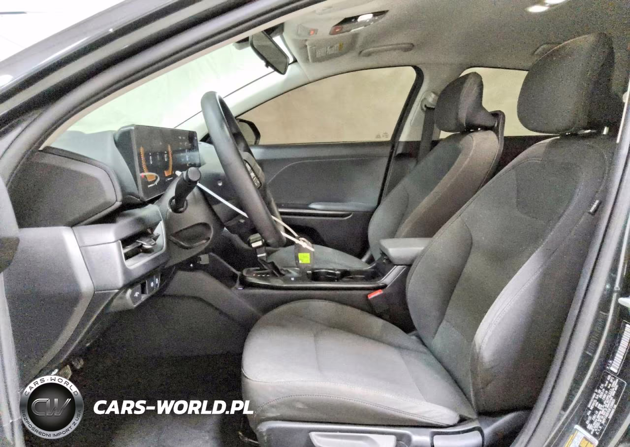 2025 Kia K4 Lx VIN:3KPFT4DE6SE158805 - 7
