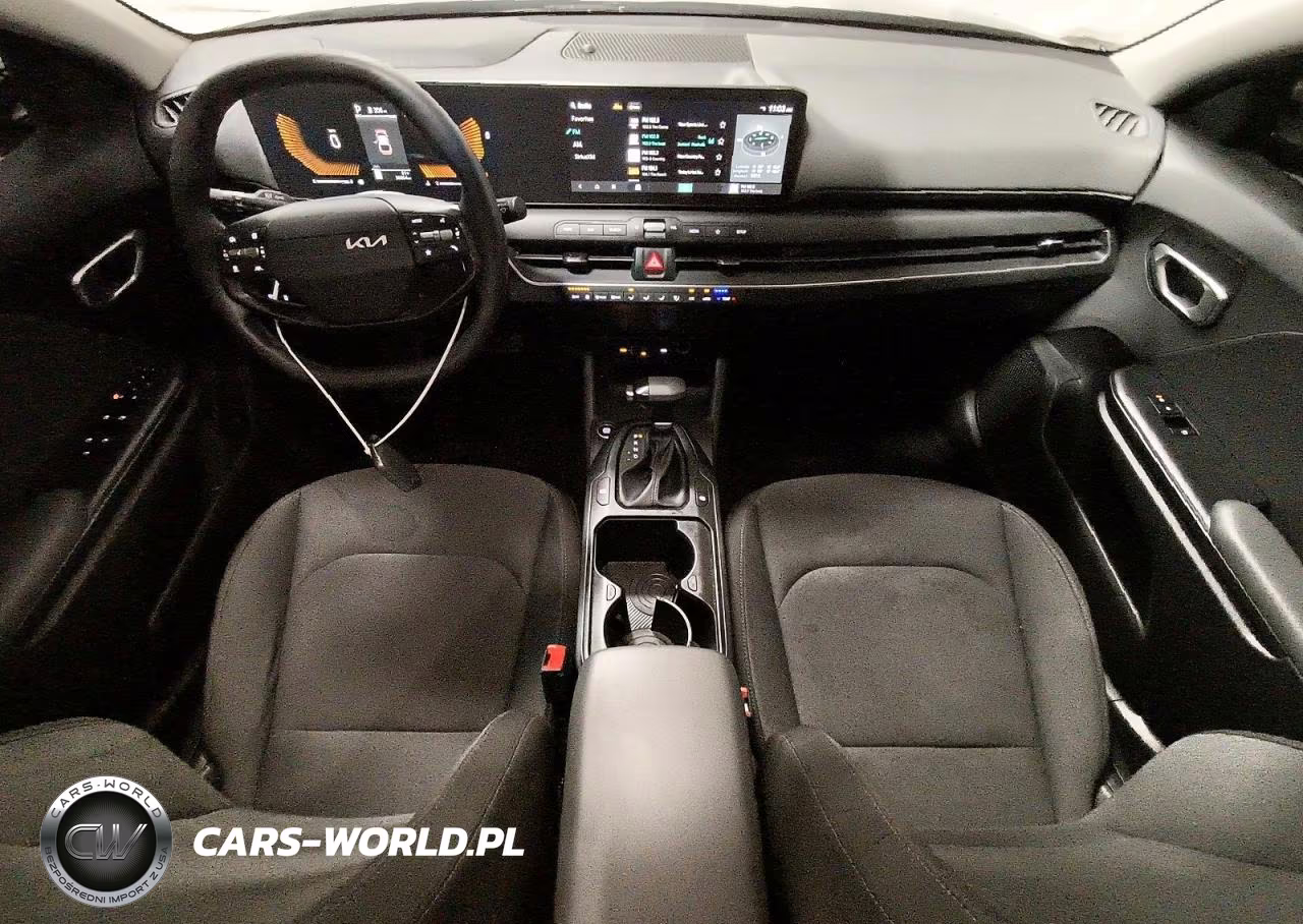 2025 Kia K4 Lx VIN:3KPFT4DE6SE158805 - 8