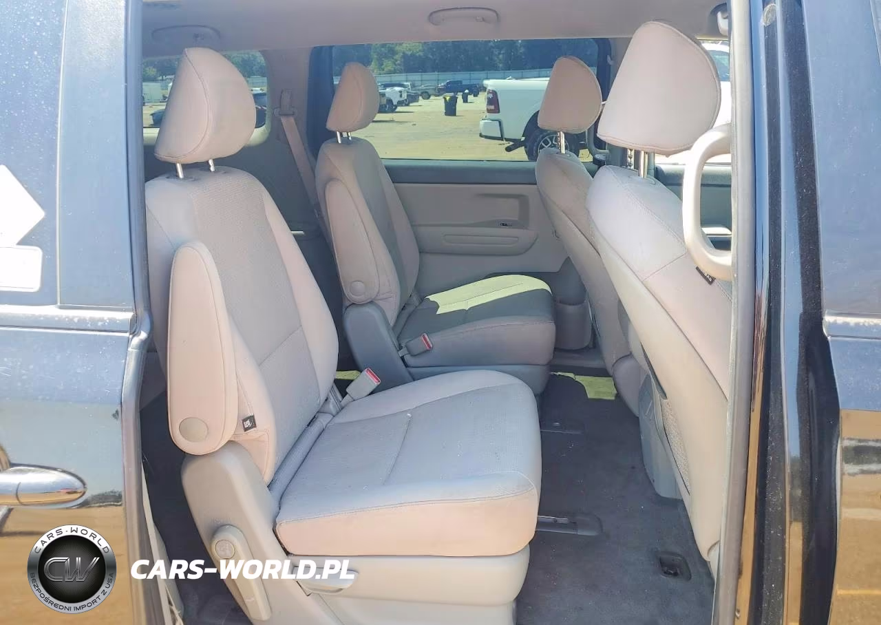 2017 Kia Sedona L VIN:KNDMA5C11H6263882 - 11