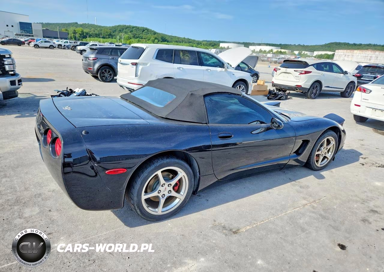 2003 Chevrolet Corvette VIN:1G1YY32GX35102610 - 3