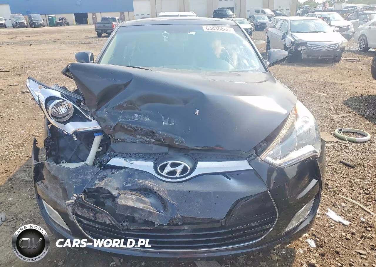 2012 Hyundai Veloster Base VIN:KMHTC6AD6CU055330 - 5
