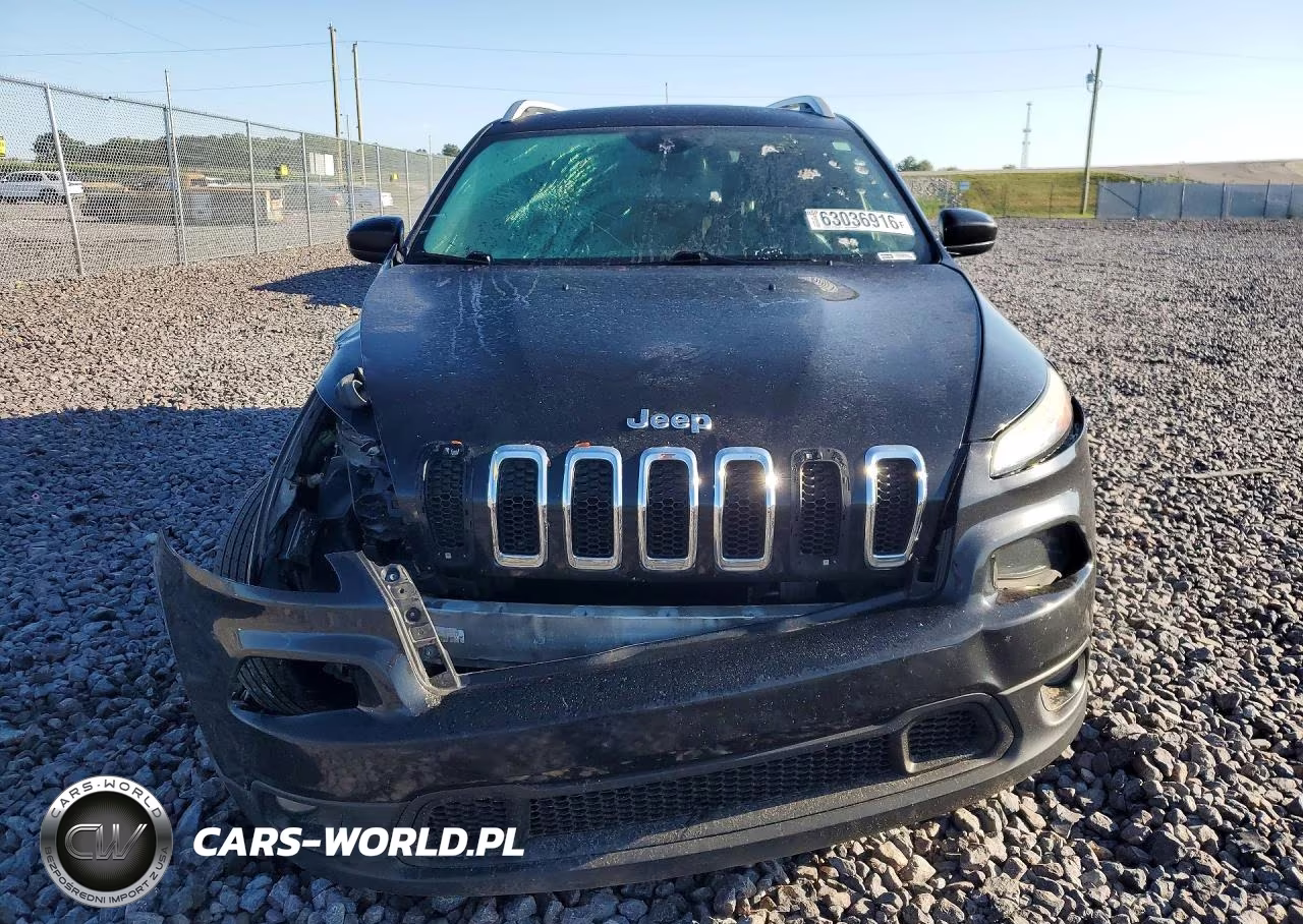2015 Jeep Cherokee Latitude VIN:1C4PJMCB6FW715533 - 5