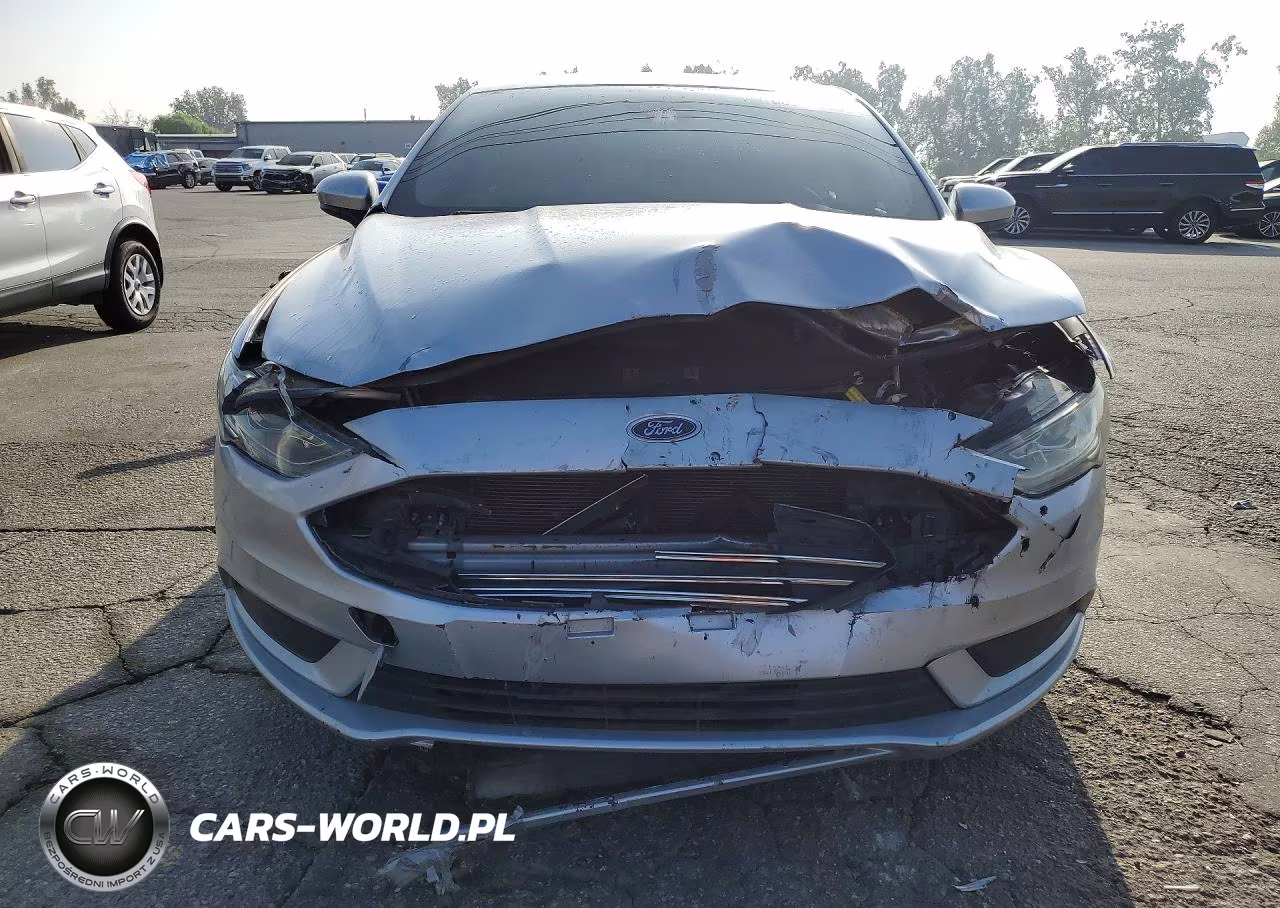 2019 Ford Fusion Se VIN:3FA6P0LU3KR235098 - 5
