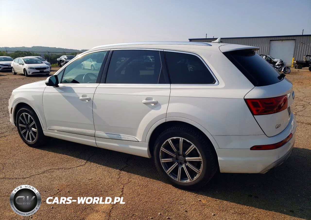 2017 Audi Q7 Premium VIN:WA1AHAF78HD048142 - 2