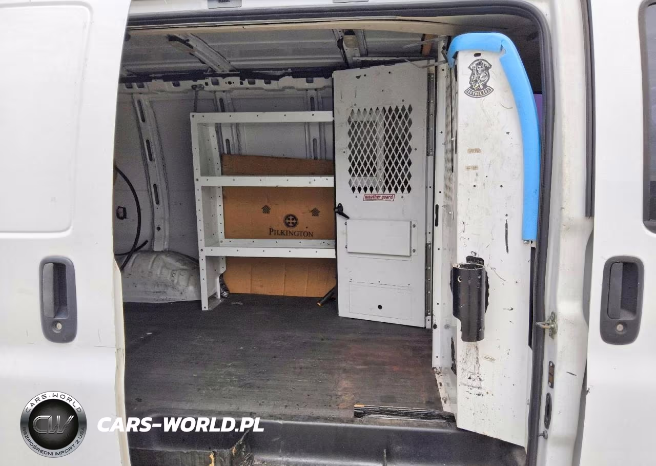 2019 Chevrolet Express G2500 VIN:1GCWGAFG2K1366166 - 11