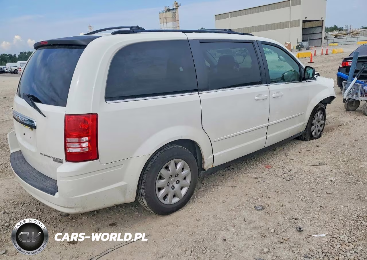 2010 Chrysler Town & Country Lx VIN:2A4RR4DE0AR169771 - 3