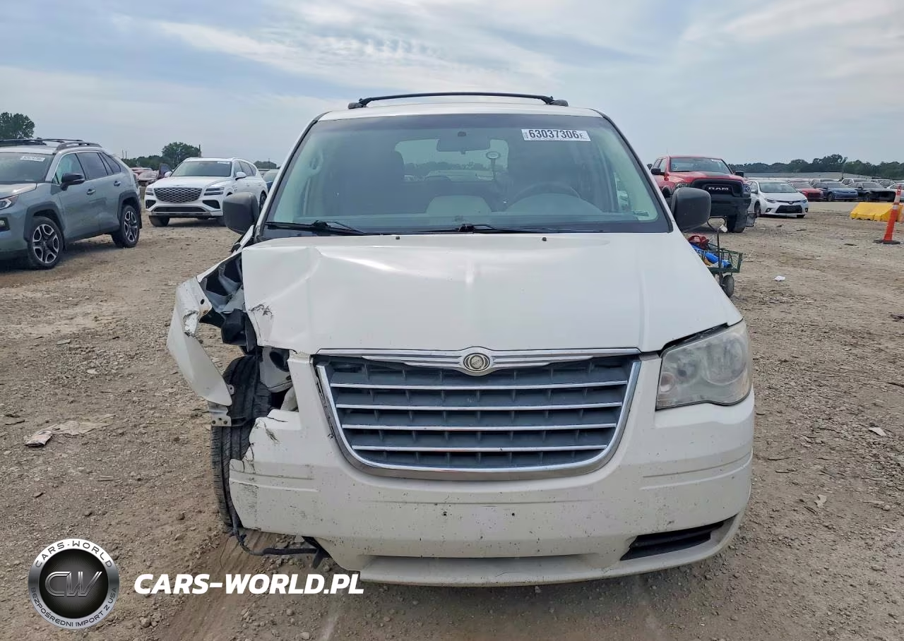 2010 Chrysler Town & Country Lx VIN:2A4RR4DE0AR169771 - 5
