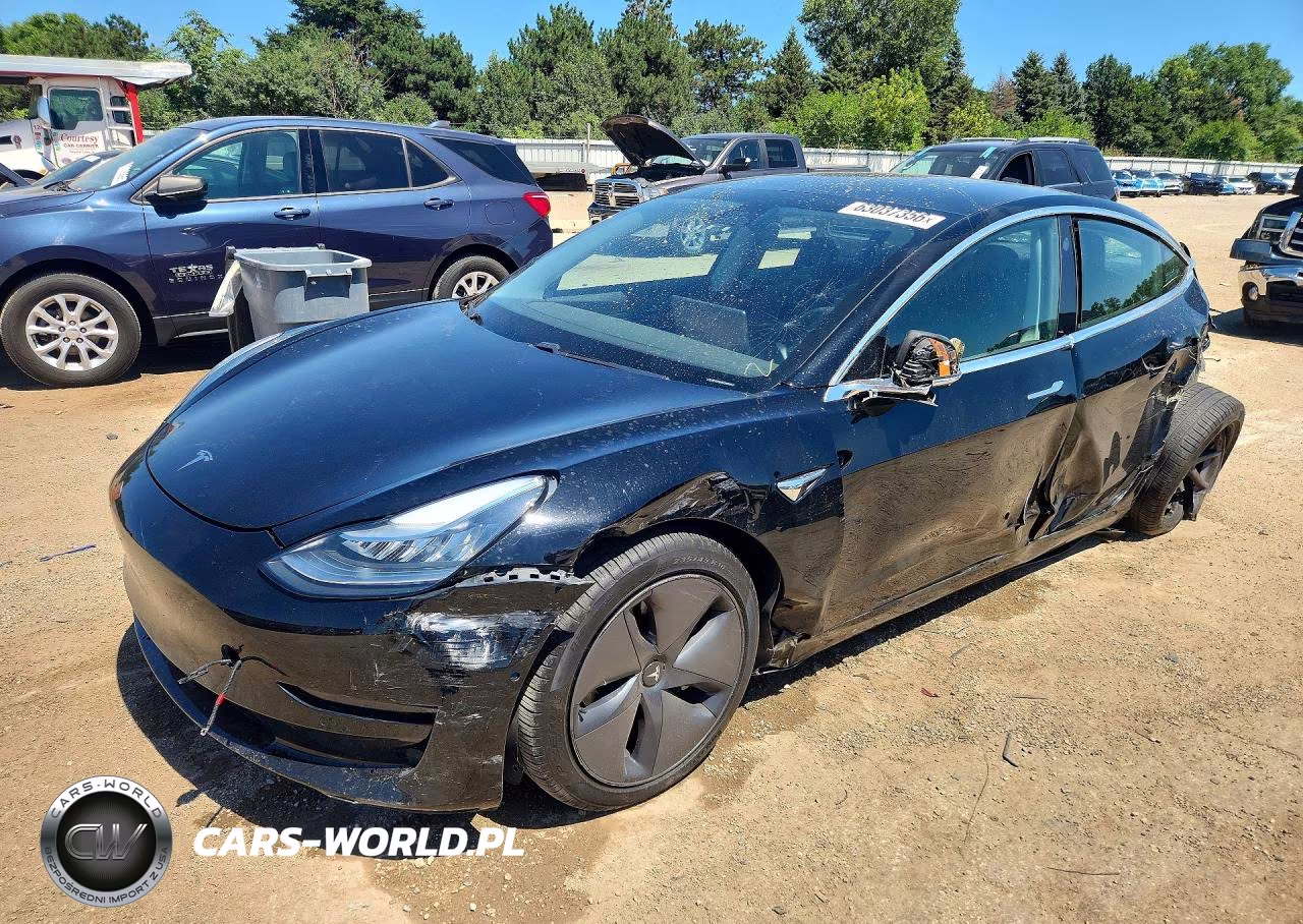 2020 Tesla Model 3 – zdjęcie 1 z 12