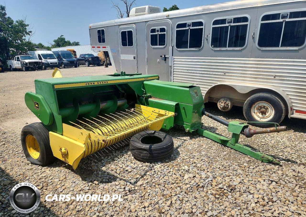 1986 John Deer 347