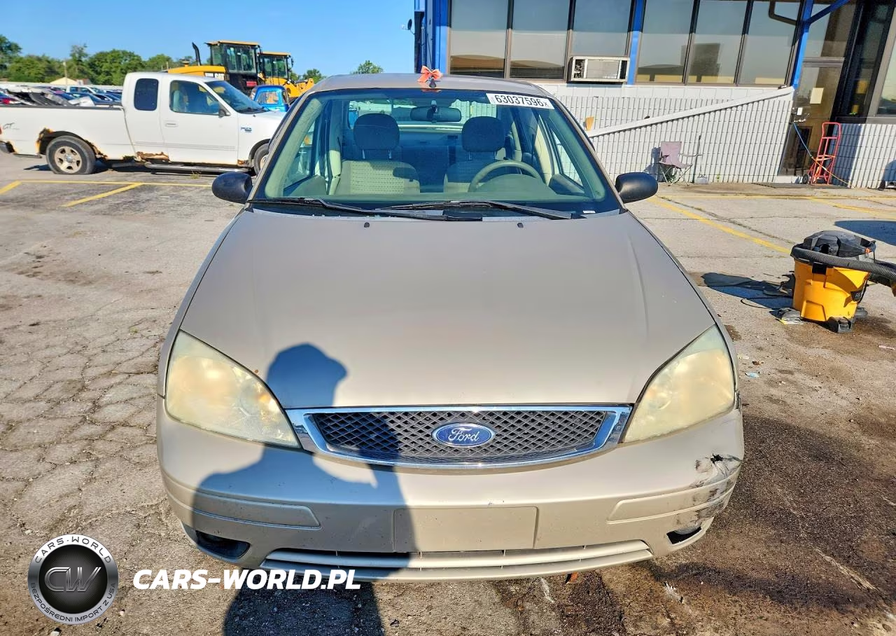2007 Ford Focus Zx4 VIN:1FAHP34N77W179074 - 5