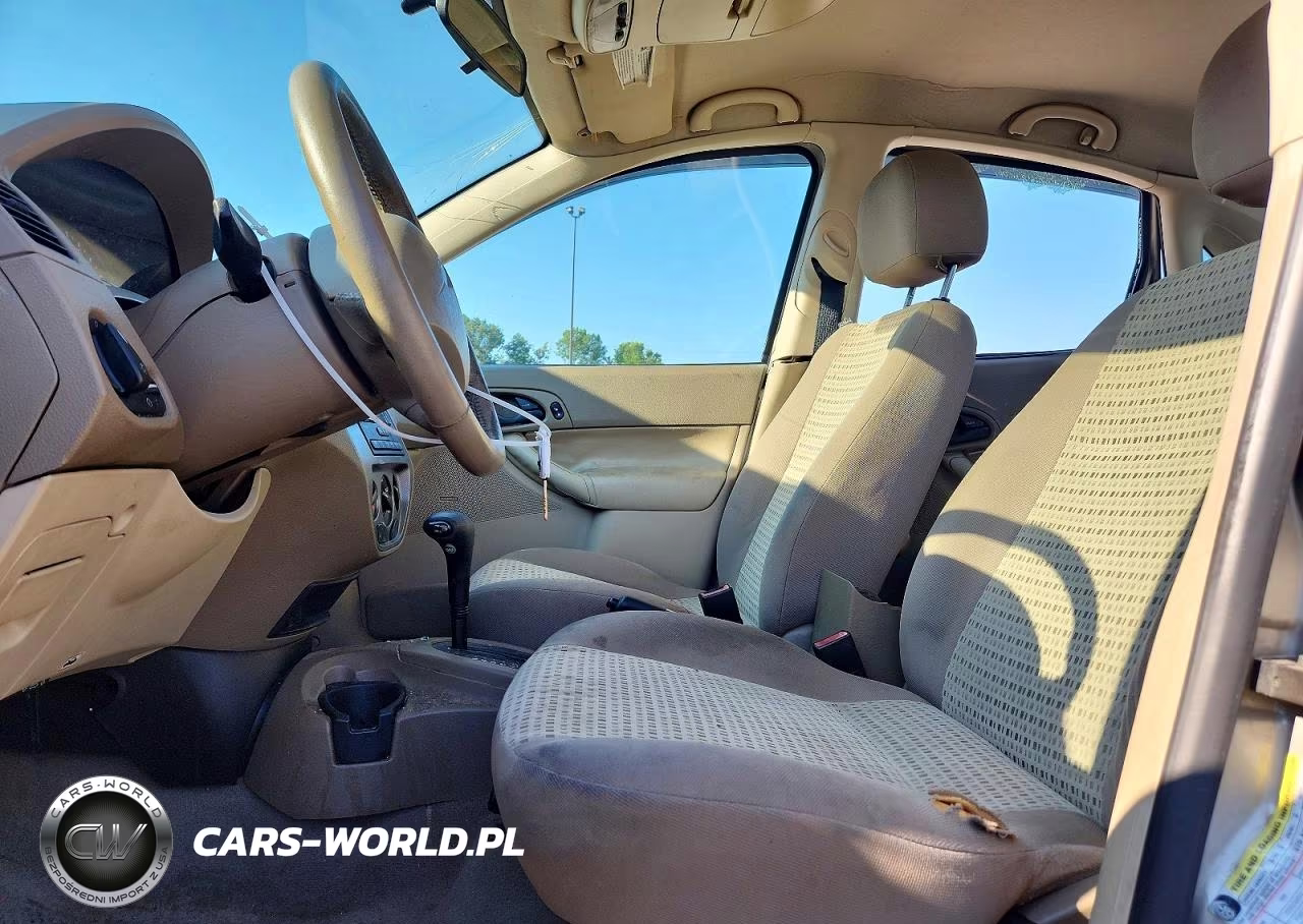 2007 Ford Focus Zx4 VIN:1FAHP34N77W179074 - 7