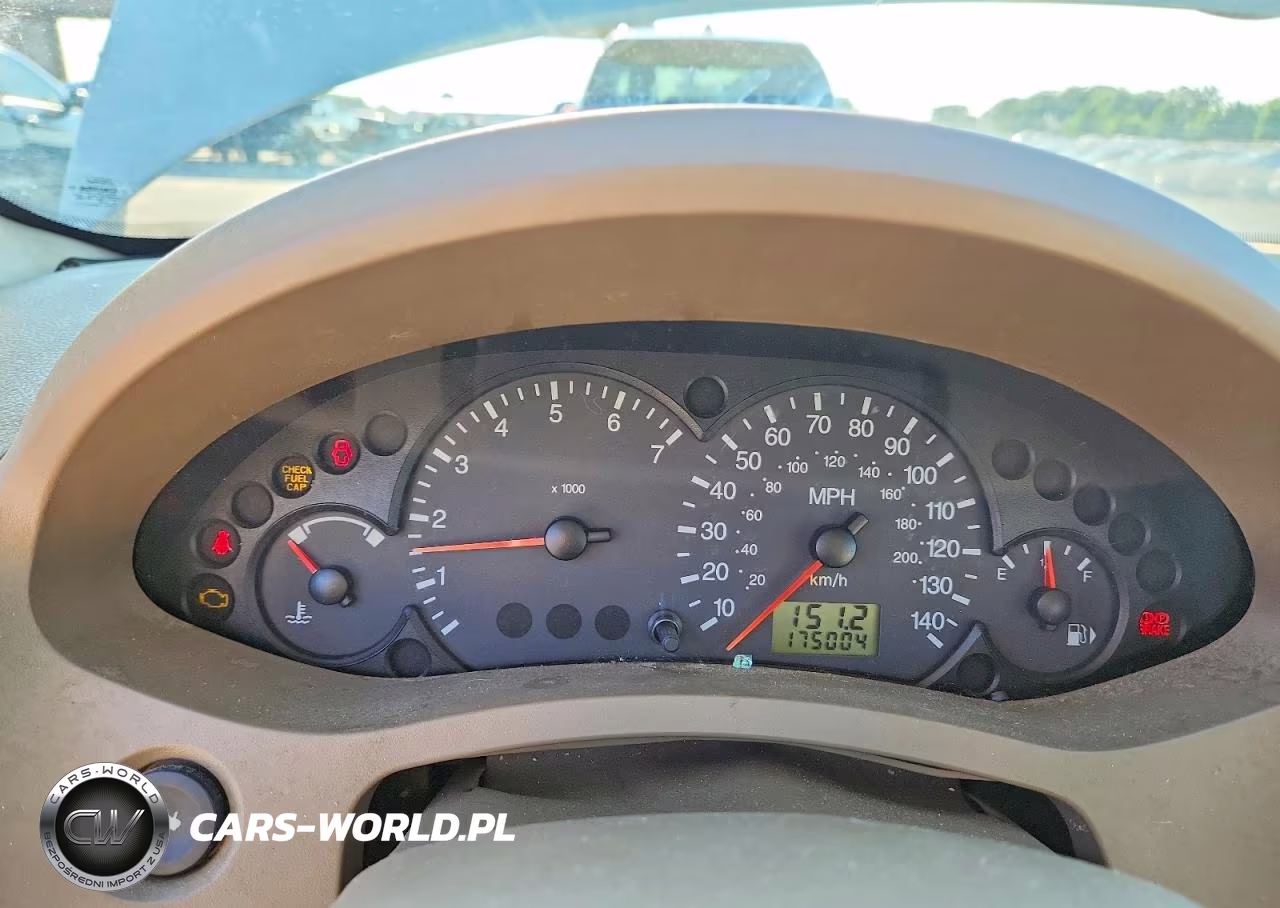 2007 Ford Focus Zx4 VIN:1FAHP34N77W179074 - 9