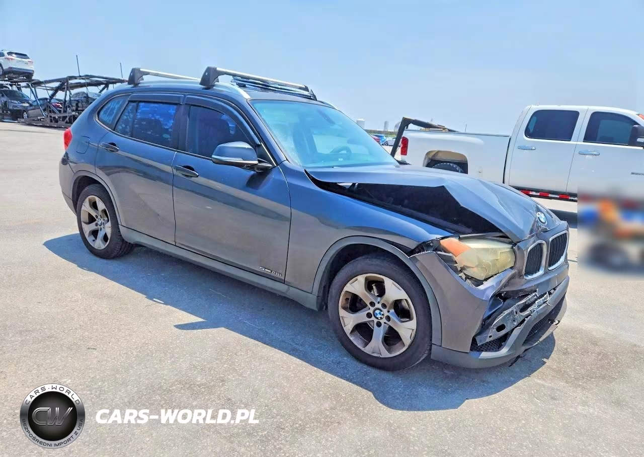 2013 BMW X1 Sdrive28I VIN:WBAVM1C52DVW44810 - 4