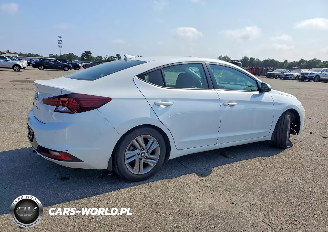 2020 Hyundai Elantra Value Edition VIN:5NPD84LF9LH533098 - 3